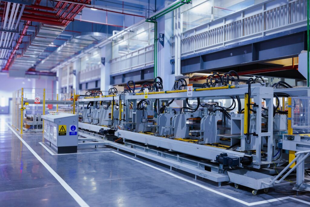 News a large machine in a large building